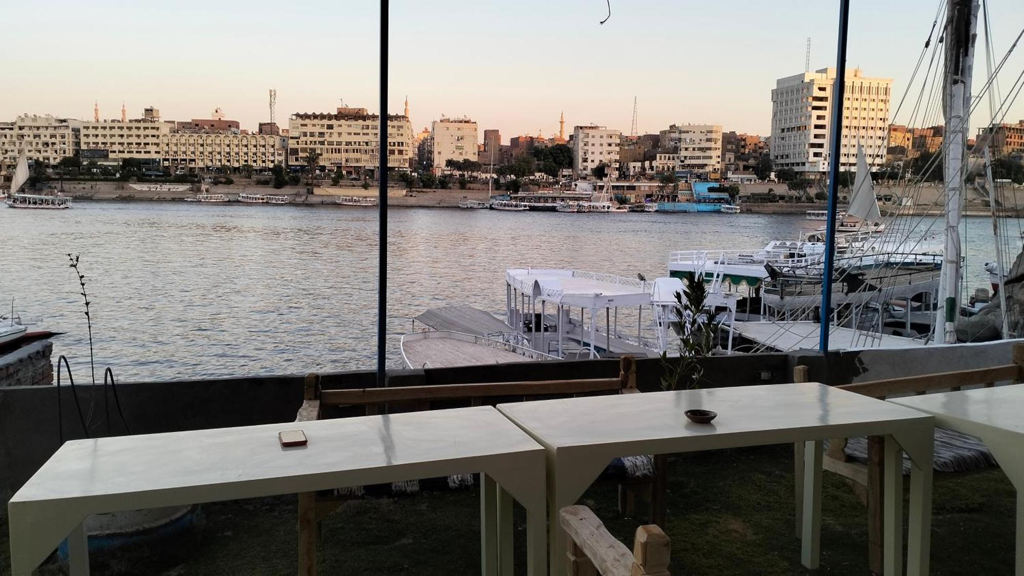 Onaty Narty Guest House Aswan Bagian luar foto